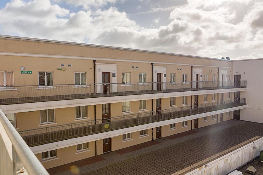 Priory House, Student Accommodation, Manor Village Apartments, Cork Road, X91W427 Waterford Kültér fotó